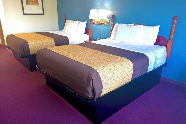 Room 17 of 29